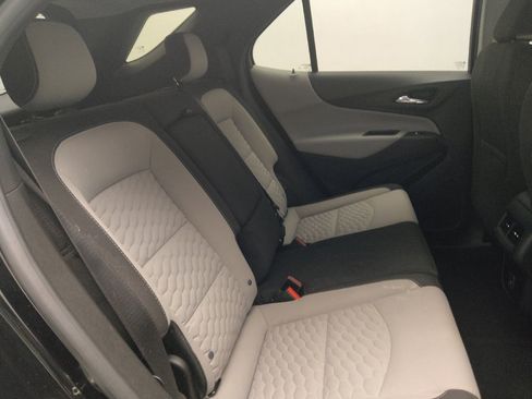Used 2019 Chevrolet Equinox LS w/ LS Convenience Package image 19