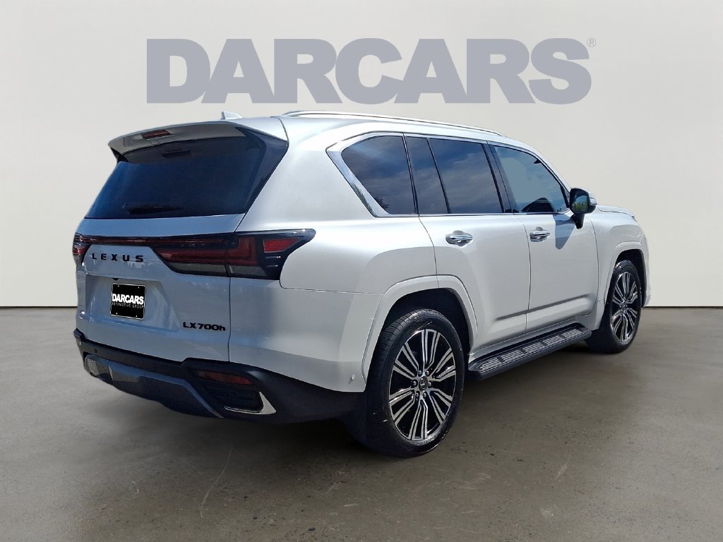 Used 2026 Lexus LX 700h Luxury AWD/4WD image 6