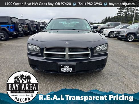 Used 2010 Dodge Charger RWD image 2