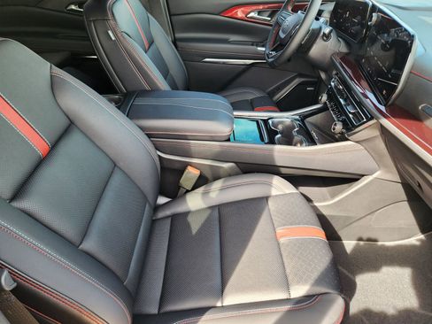 New 2026 Chevrolet Traverse RS image 14