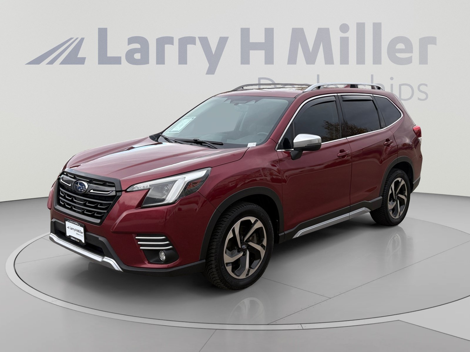 Used 2022 Subaru Forester Touring w/ Popular Package #3 AWD/4WD image 1