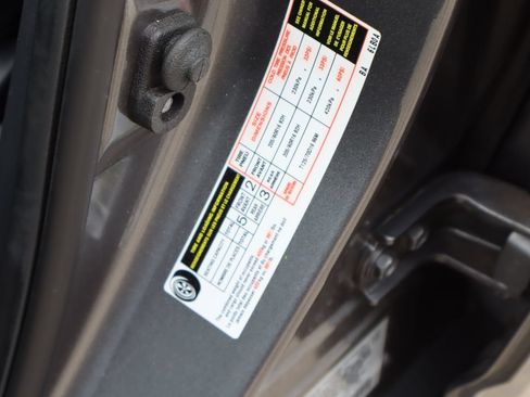 Used 2024 Nissan Sentra SV FWD image 28
