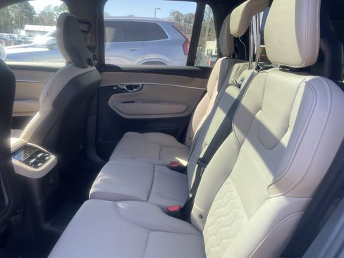 New 2026 Volvo XC90 T8 Plus w/ Protection Package Premier image 12