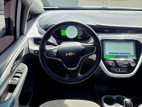 Used 2021 Chevrolet Bolt LT FWD image 14