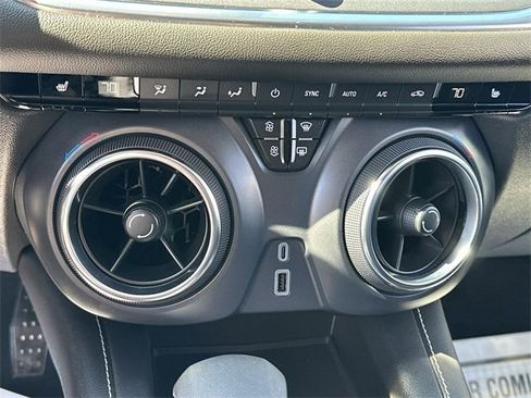 Certified 2025 Chevrolet Blazer LT image 34
