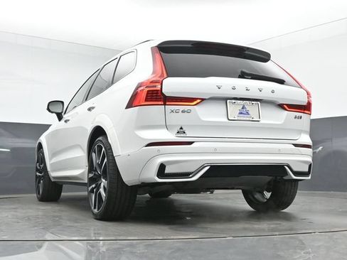 Used 2024 Volvo XC60 B5 Ultimate AWD/4WD image 44