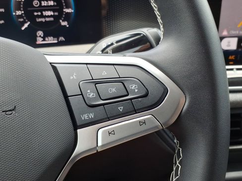 Certified 2025 Volkswagen Tiguan S AWD/4WD image 33
