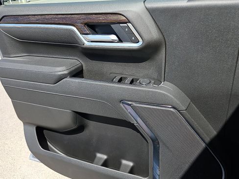 New 2026 GMC Sierra 1500 Elevation image 13