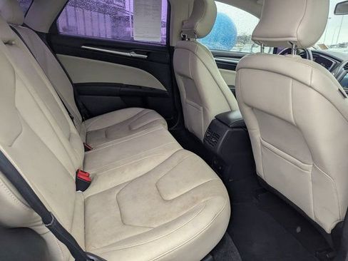 Used 2018 Ford Fusion Energi Titanium FWD image 31