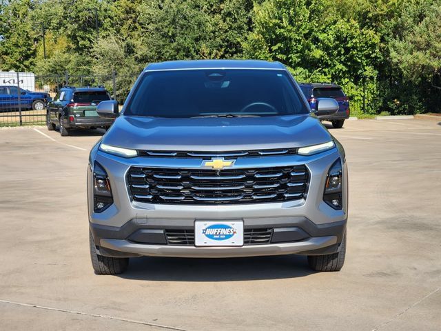 Used 2025 Chevrolet Equinox LT w/ Safety and Technology Package FWD image 2