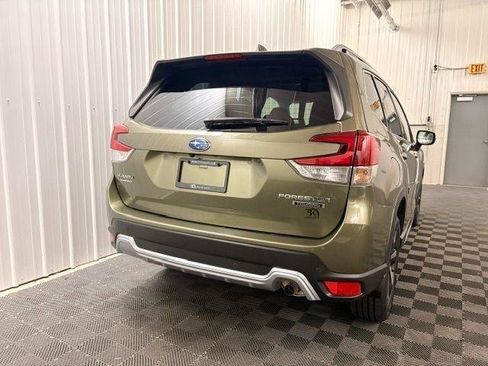 Used 2022 Subaru Forester Touring AWD/4WD image 26