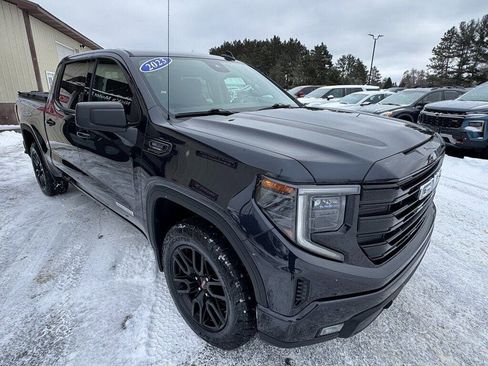 Used 2023 GMC Sierra 1500 Elevation w/ X31 Off-Road Package AWD/4WD image 7