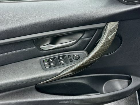 Used 2013 BMW 328i xDrive Sedan AWD/4WD image 15