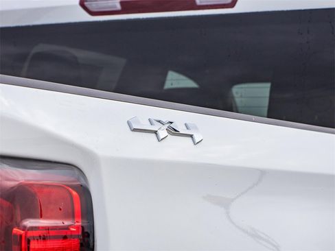 New 2026 GMC Sierra 1500 Elevation image 9