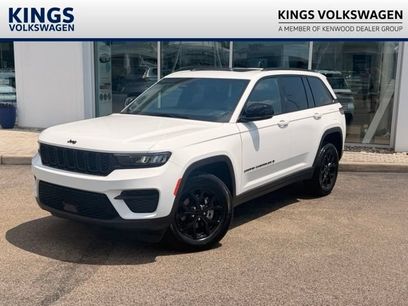 Used 2024 Jeep Grand Cherokee Altitude