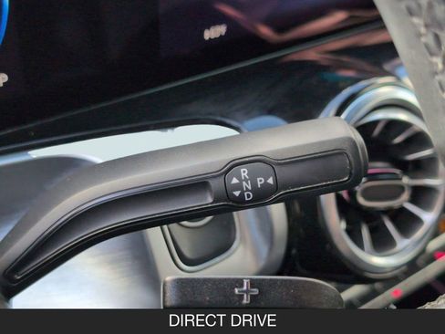 Used 2024 Mercedes-Benz EQB 250+ image 16