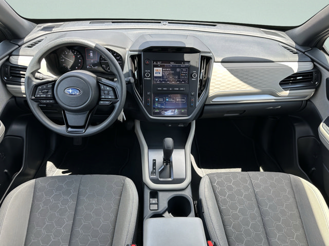 Used 2025 Subaru Forester AWD/4WD image 12