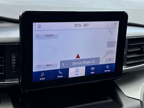 Used 2020 Ford Explorer XLT w/ Equipment Group 202A AWD/4WD image 18