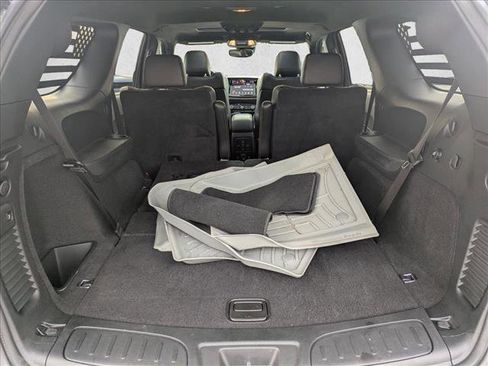 Used 2023 Dodge Durango R/T w/ Hemi Orange Plus Package image 6