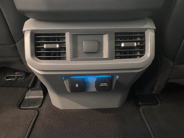 Used 2024 Ford F150 Lariat w/ Bed Utility Package AWD/4WD image 19