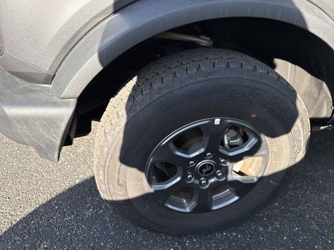 Used 2025 Ford Bronco Big Bend image 9