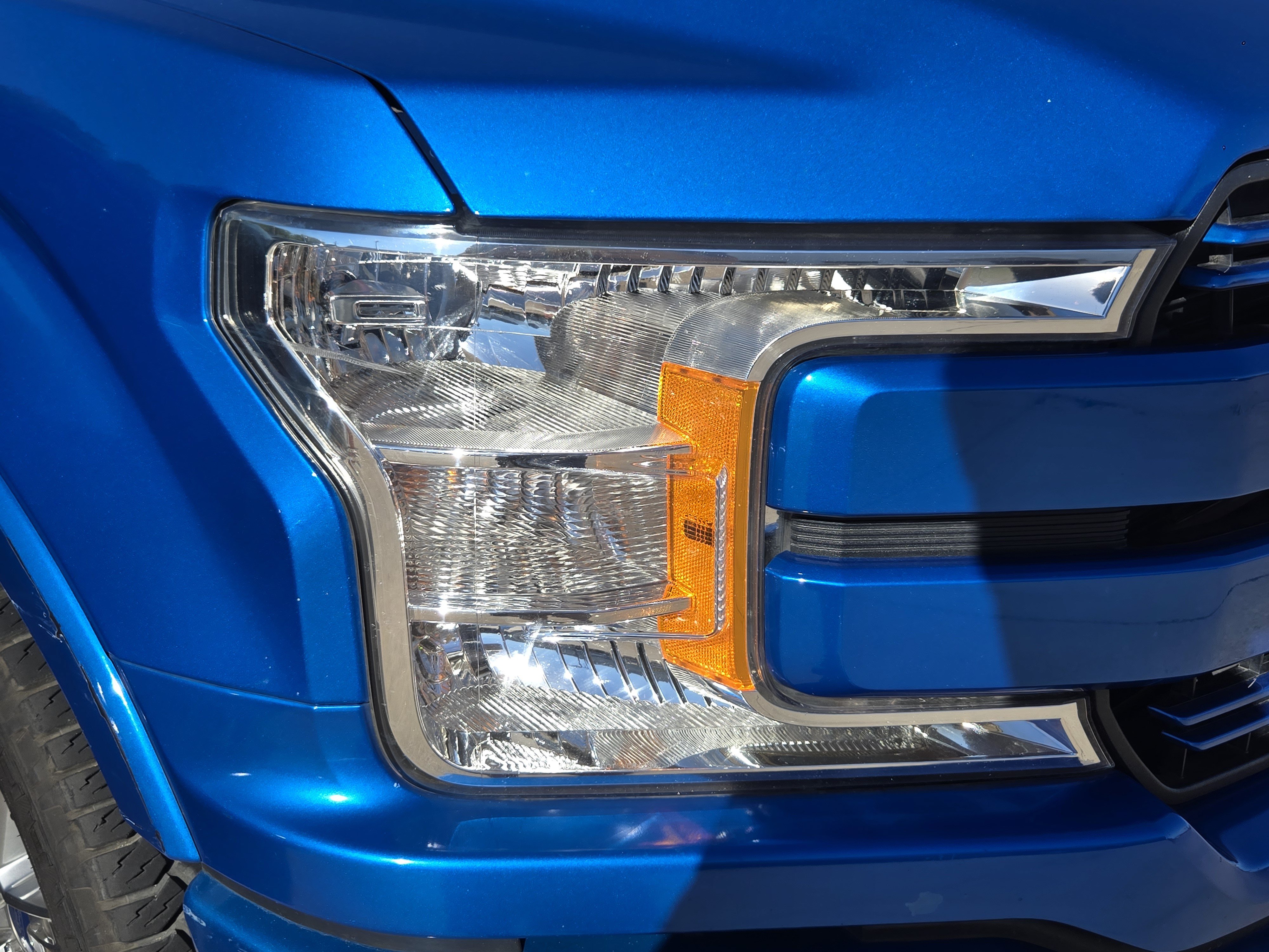 Used 2019 Ford F150 Lariat AWD/4WD image 6