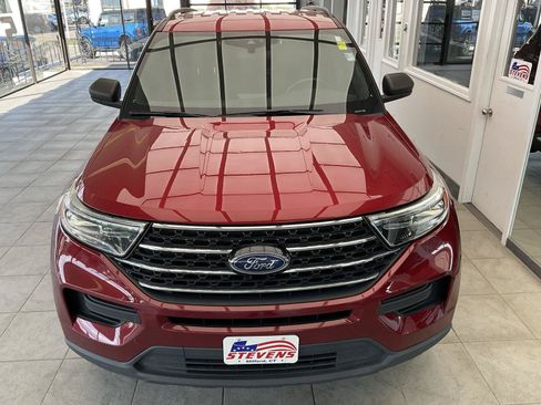 Used 2020 Ford Explorer XLT AWD/4WD image 27