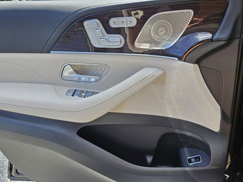 New 2026 Mercedes-Benz GLE 450 4MATIC image 41