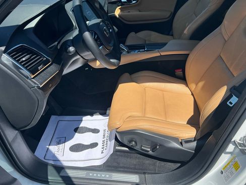 Used 2023 Volvo XC90 B6 Ultimate w/ Protection Package AWD/4WD image 10