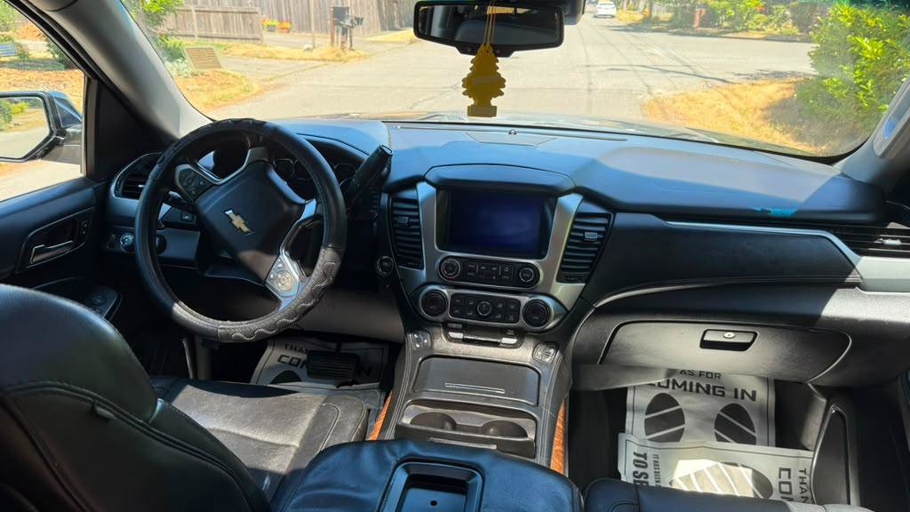 Used 2015 Chevrolet Tahoe LTZ AWD/4WD image 3