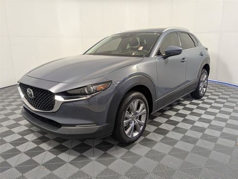 Used 2021 MAZDA CX-30 AWD 2.5 S w/ Premium Package image 2