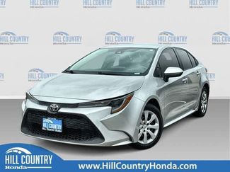 Used 2022 Toyota Corolla LE FWD video 1