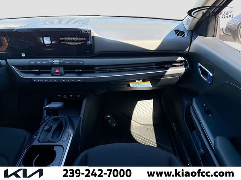 New 2026 Kia K4 LXS image 16