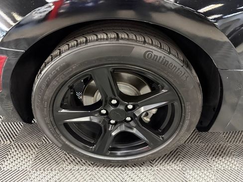 Used 2023 Chevrolet Camaro LT RWD image 19
