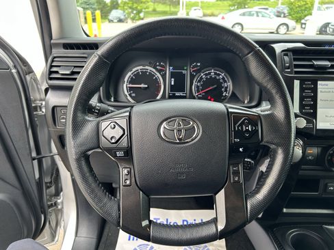 Certified 2023 Toyota 4Runner TRD Off-Road Premium image 18