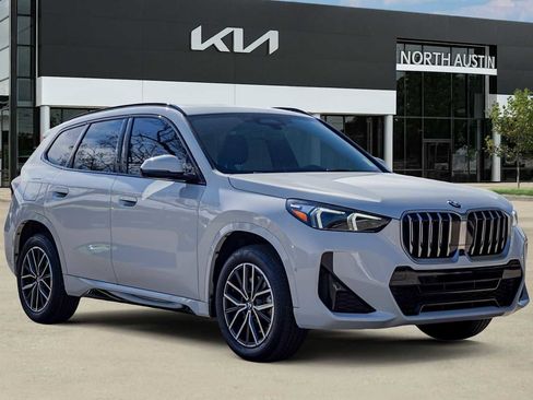 Used 2024 BMW X1 xDrive28i w/ Technology Package image 10