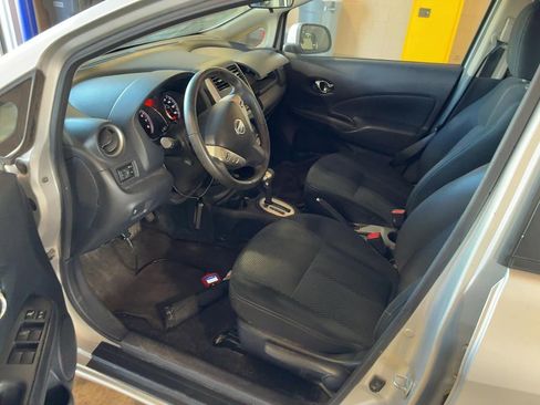 Used 2014 Nissan Versa Note SV image 4