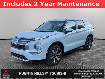 New 2025 Mitsubishi Outlander SE