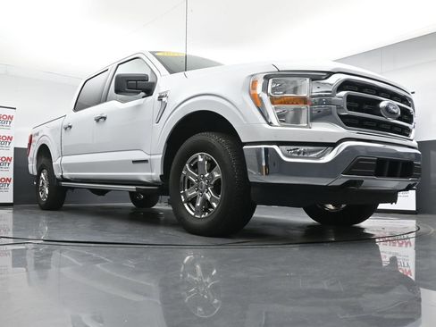 Used 2022 Ford F150 XLT w/ Equipment Group 301A Mid AWD/4WD image 32