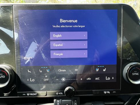 Used 2025 Lexus NX 250 FWD w/ Towing Package (2000 Lbs) image 22