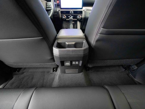 Certified 2025 Toyota Tacoma TRD Off-Road w/ TRD Off Road Premium Package image 22