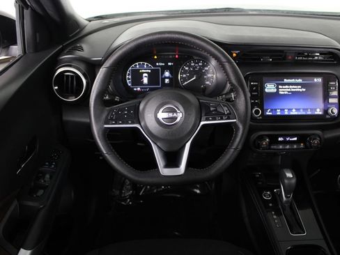 Certified 2024 Nissan Kicks SR FWD image 7