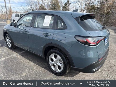 Used 2025 Honda HR-V LX image 10