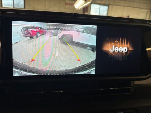 Used 2024 Jeep Wrangler Sport image 23