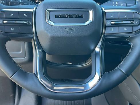 New 2026 GMC Yukon Denali w/ Sun & Power Step Package AWD/4WD image 24