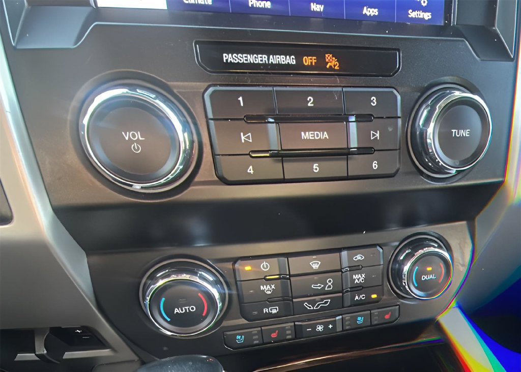 Used 2019 Ford F150 Lariat AWD/4WD image 7