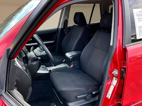 Used 2012 Suzuki Grand Vitara Premium image 19