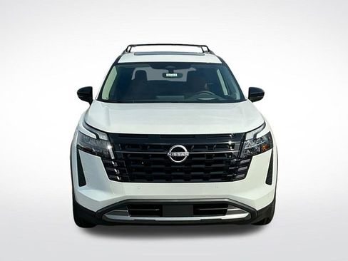 New 2026 Nissan Pathfinder Platinum image 10