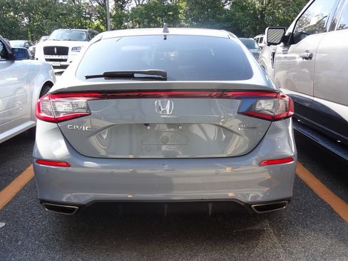 Used 2024 Honda Civic Sport Touring image 5
