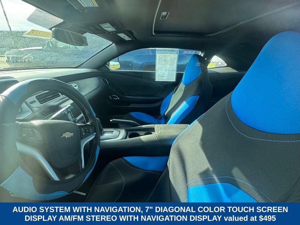 Used 2015 Chevrolet Camaro LT RWD image 5